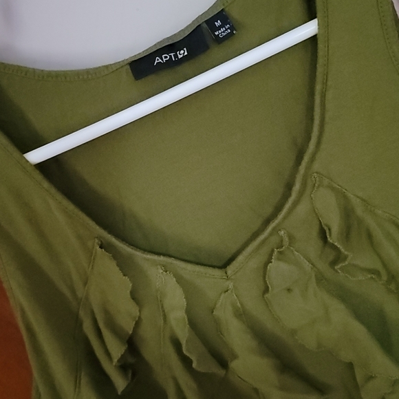 Apt 9 Medium, Green tank top - Picture 1 of 3